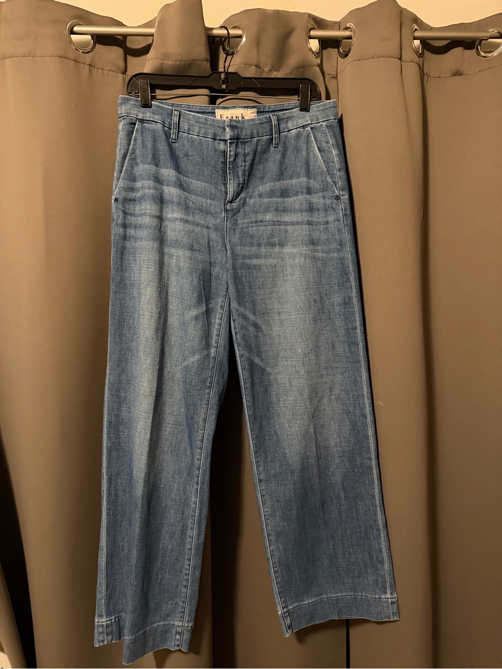 Frank & Eileen wide leg Jeans in Light Blue Denim